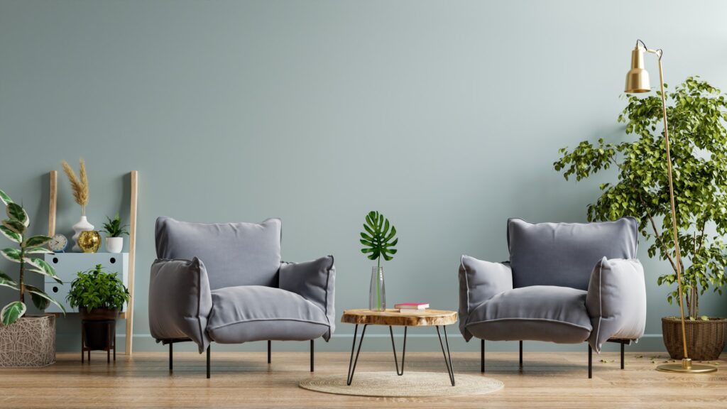 szürke fotel szürke falszín